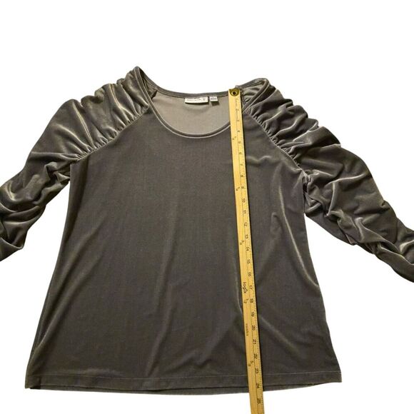 Susan Graver  Large Gray Tunic Top Gray Liquid Knit Travel Shirt Dark Academia - Picture 6 of 7